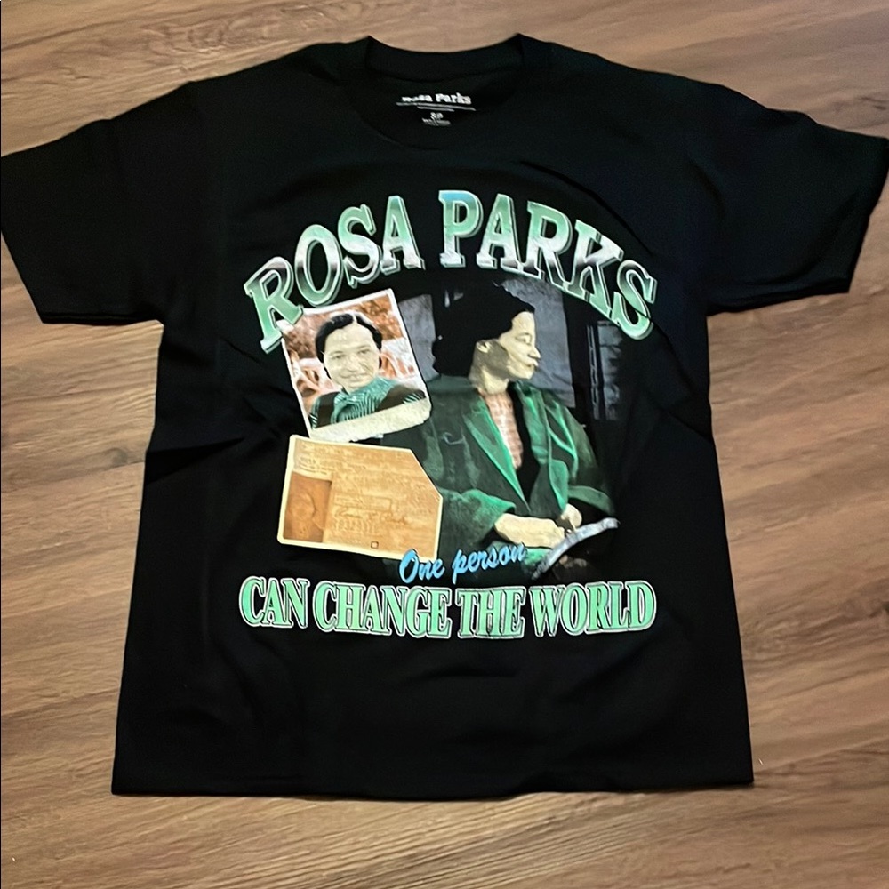 ROSA PARKS WOMEN TSHIRT Size S/P NWT